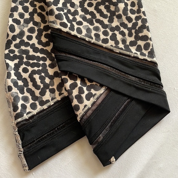 Lululemon Leggings - Picture 3 of 5